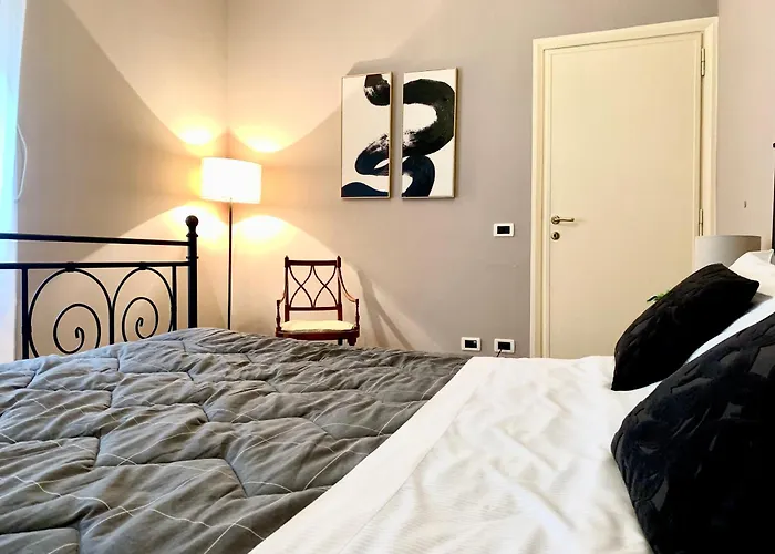 Cozy Beside The Vatican Apartment *